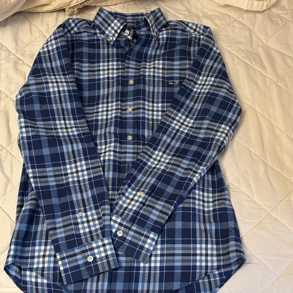 Vineyard Vines Navy and White Plaid Shirt (slim fit Tucker fit) - Picture 4 of 4